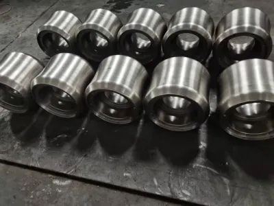 Rouleaux et anneaux en carbure de tungstène pour laminoir en acier