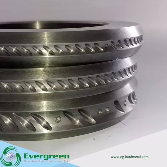 Rouleaux et anneaux en carbure de tungstène pour laminoir en acier